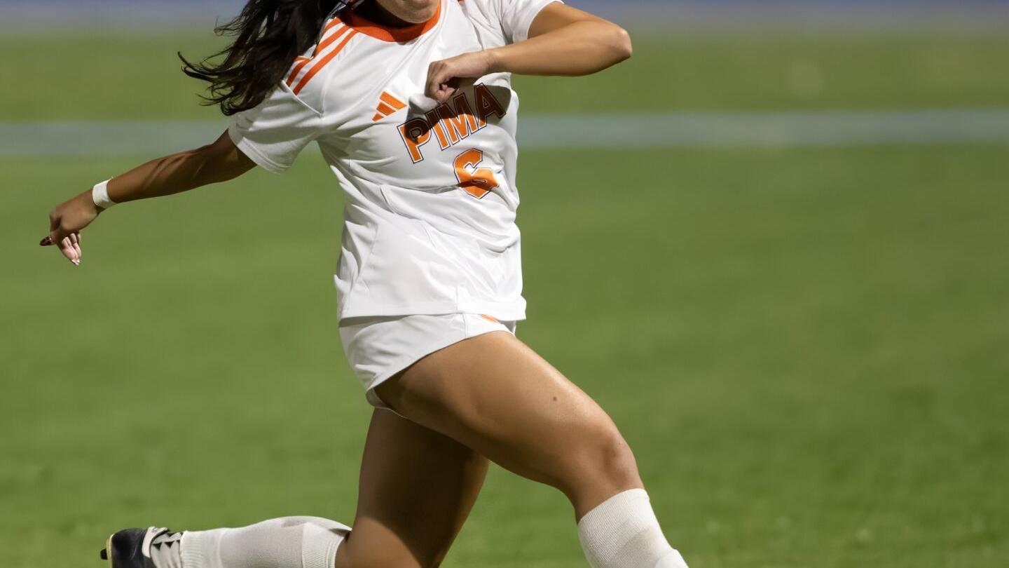 Pima College men's, women's soccer teams prep for region tourney with shutout wins